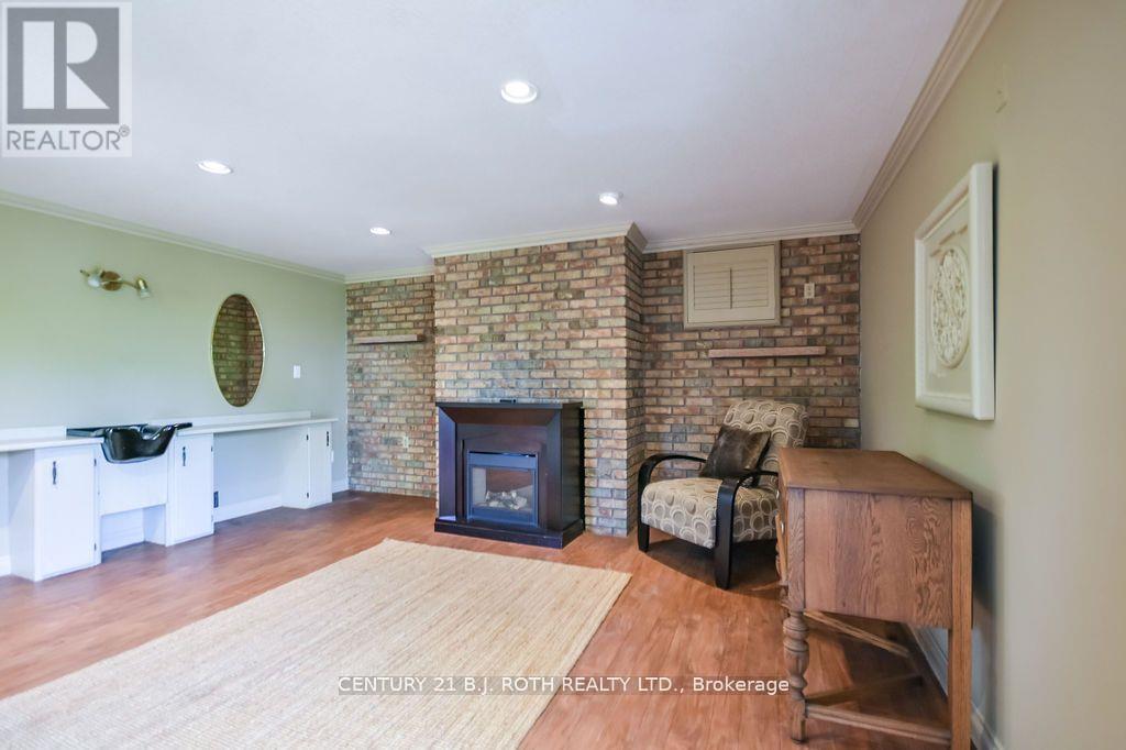 424 JAMIESON DRIVE - 35