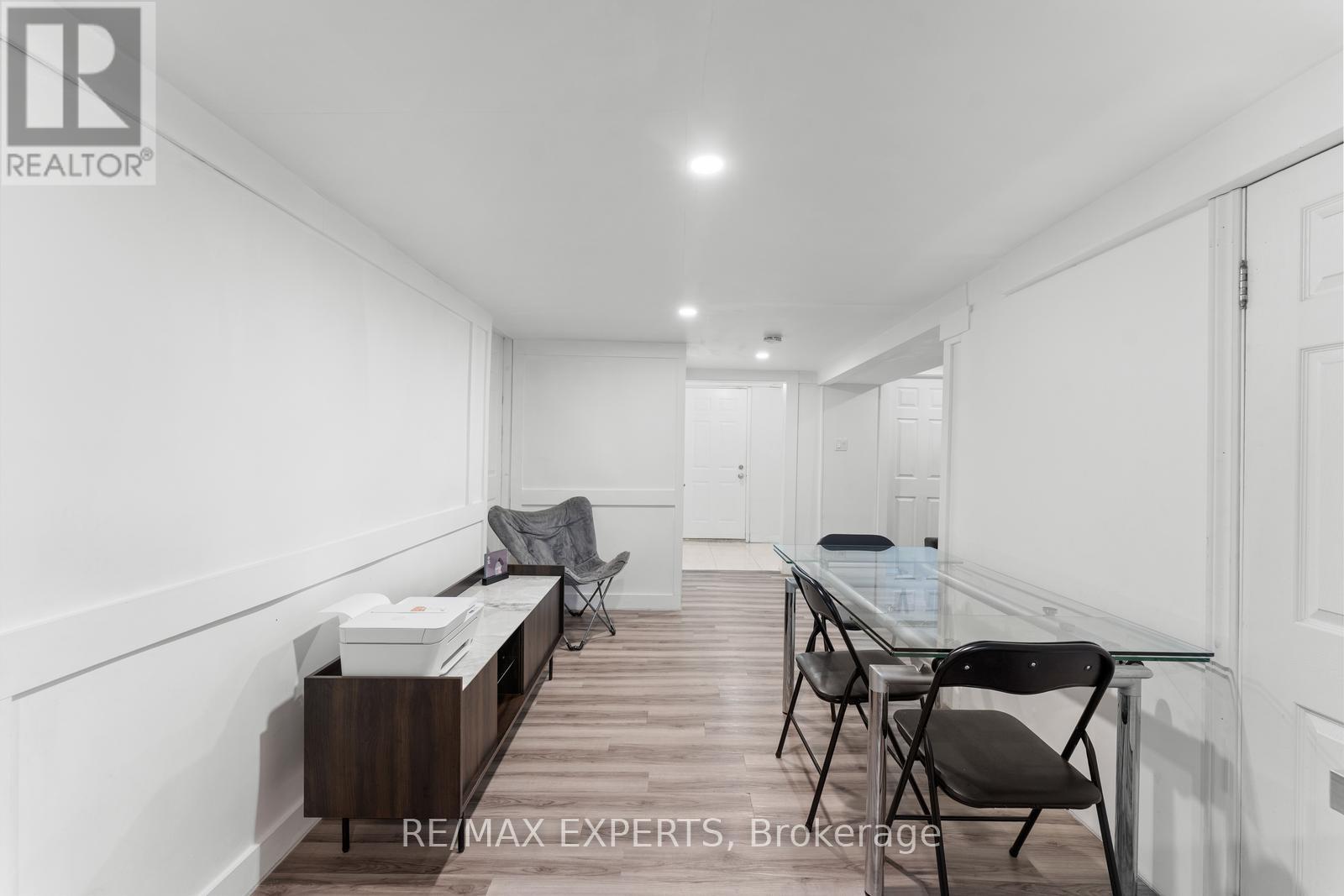 142 KING STREET E - 22