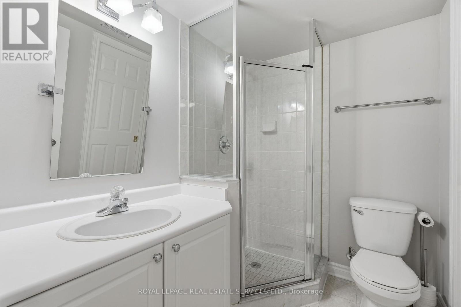 203-1701 LAMPMAN AVENUE - 26