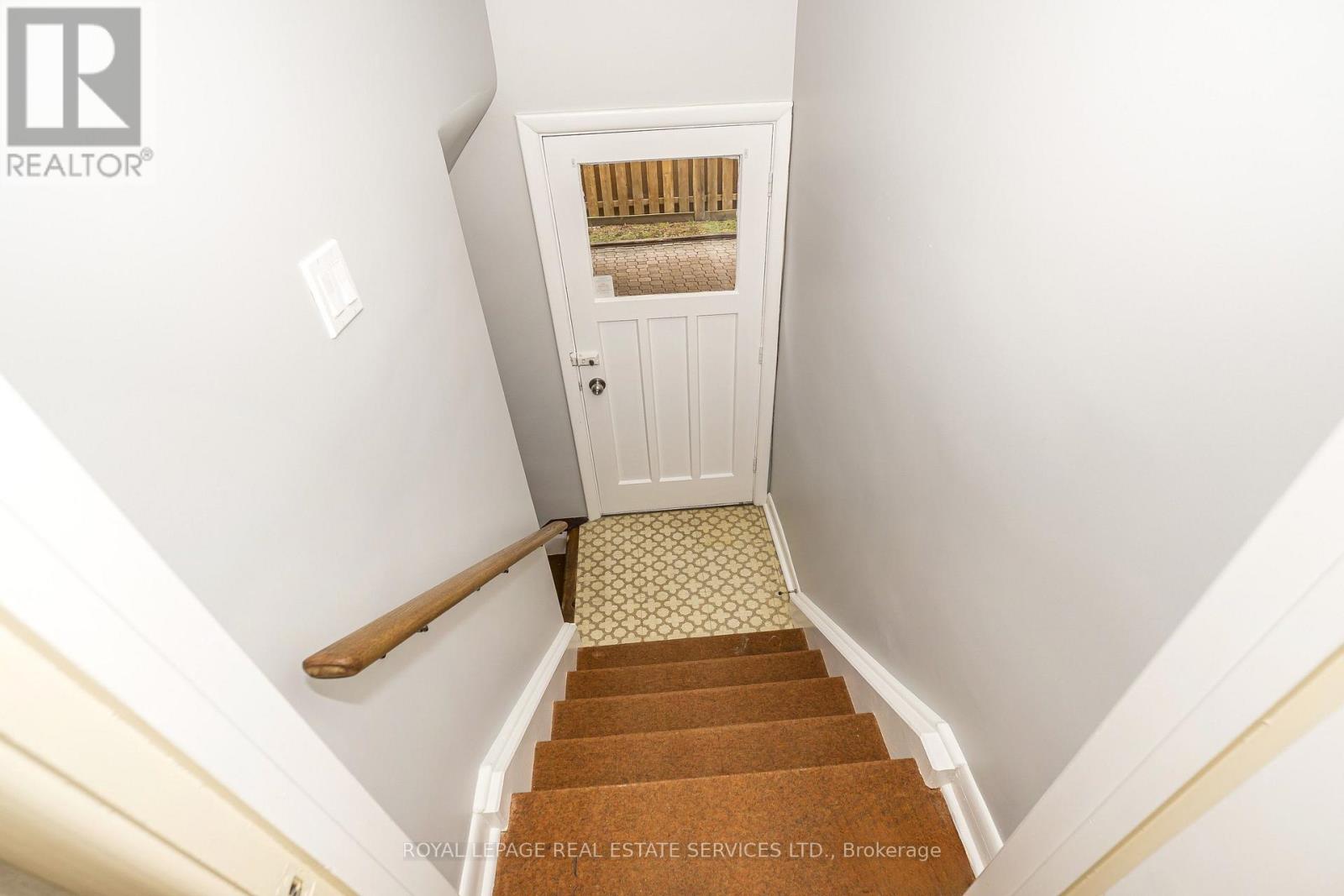 8 BURWOOD ROAD - 15