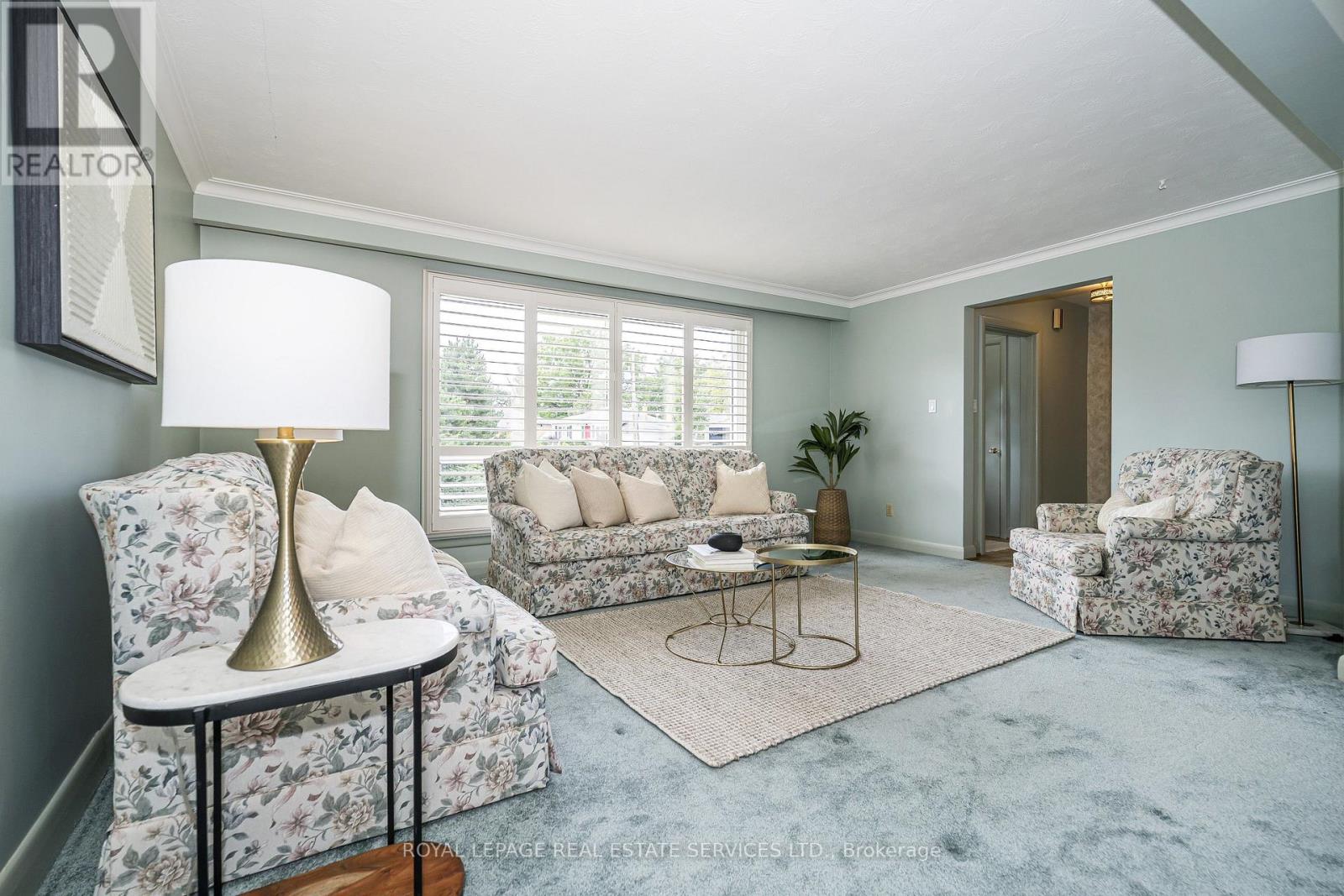 8 BURWOOD ROAD - 3