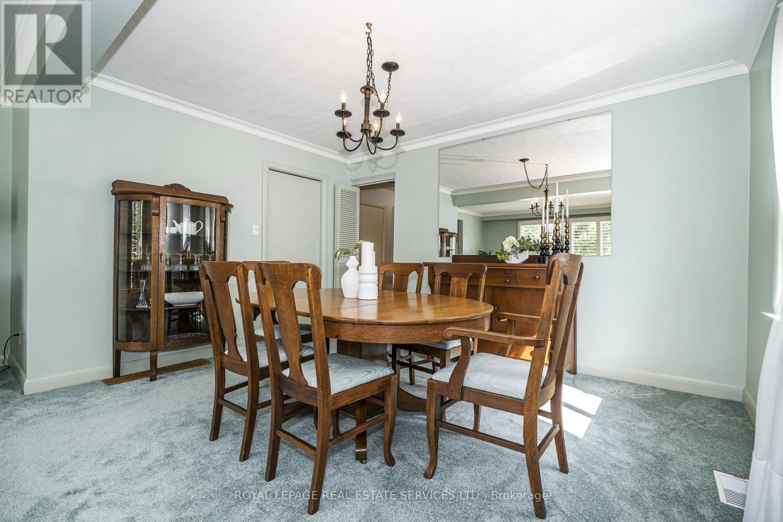 8 BURWOOD ROAD - 4