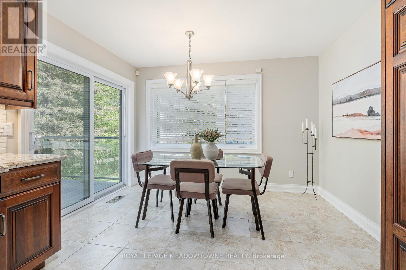 33 HESLOP COURT - 10