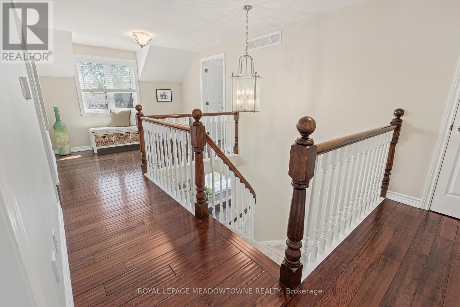 33 HESLOP COURT - 19