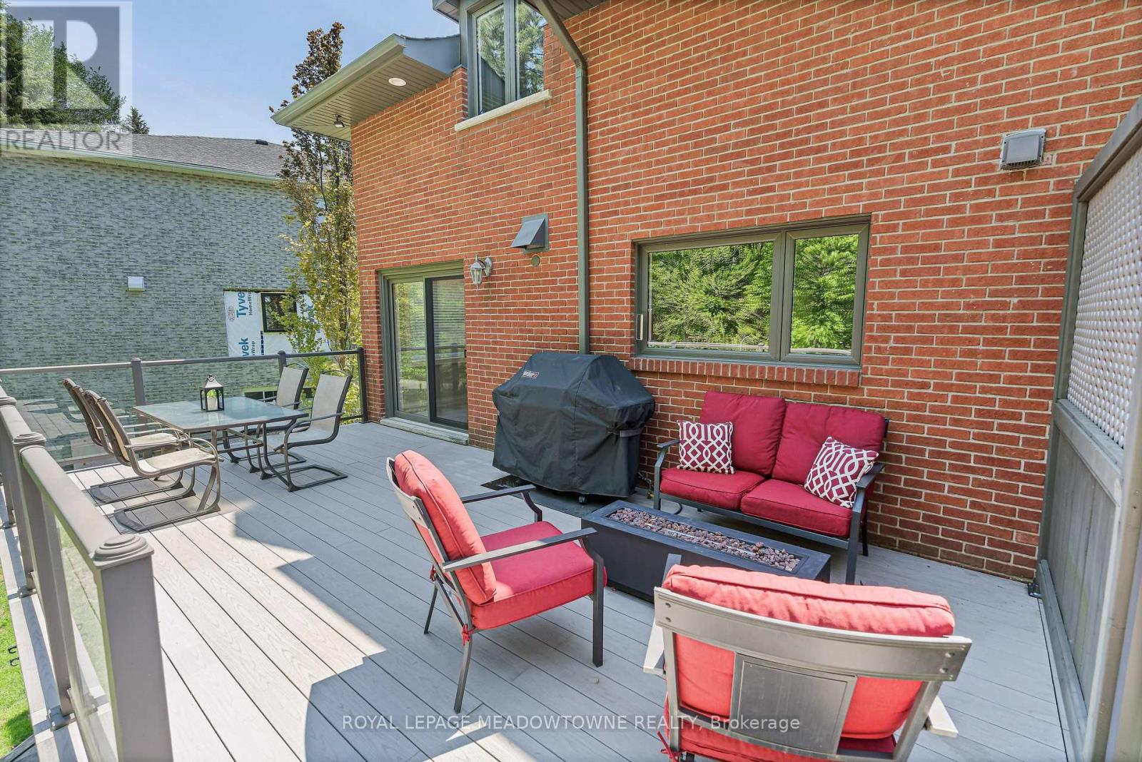 33 HESLOP COURT - 41