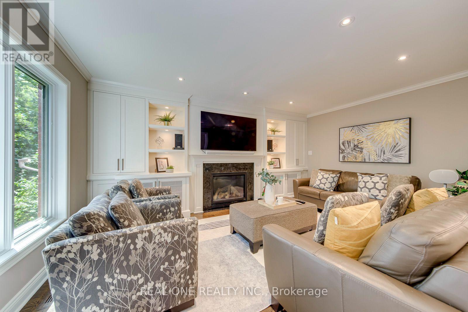 395 MARCH CRESCENT - Image 10