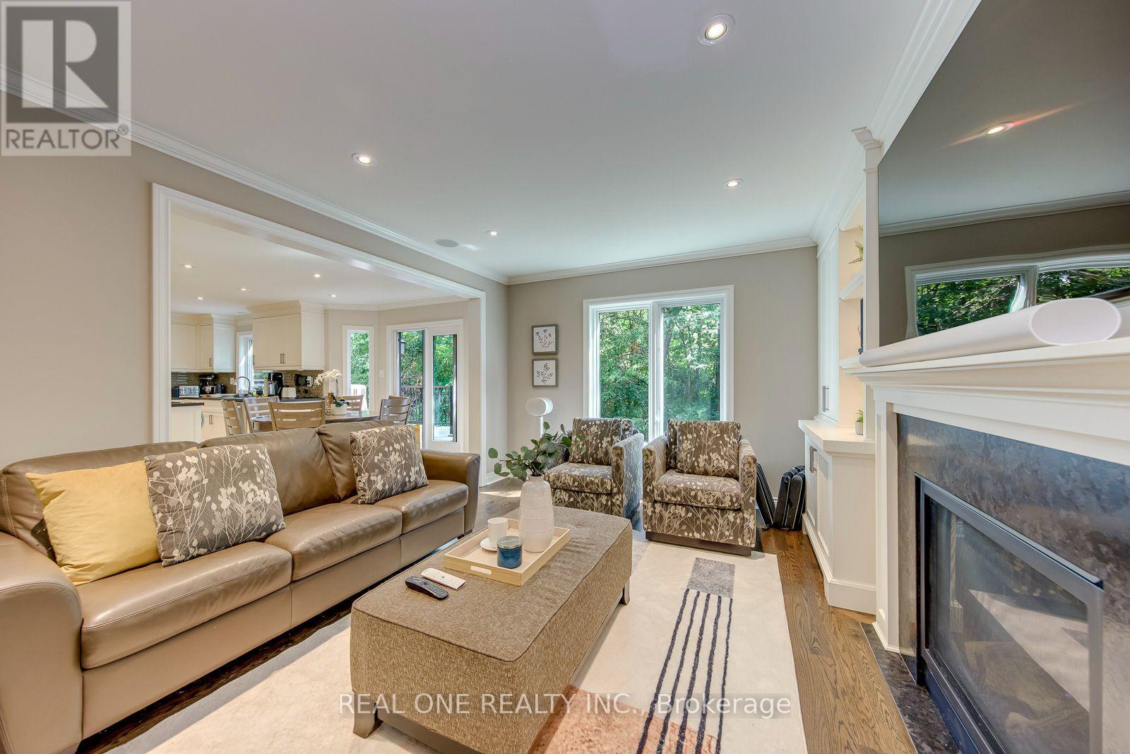 395 MARCH CRESCENT - Image 11