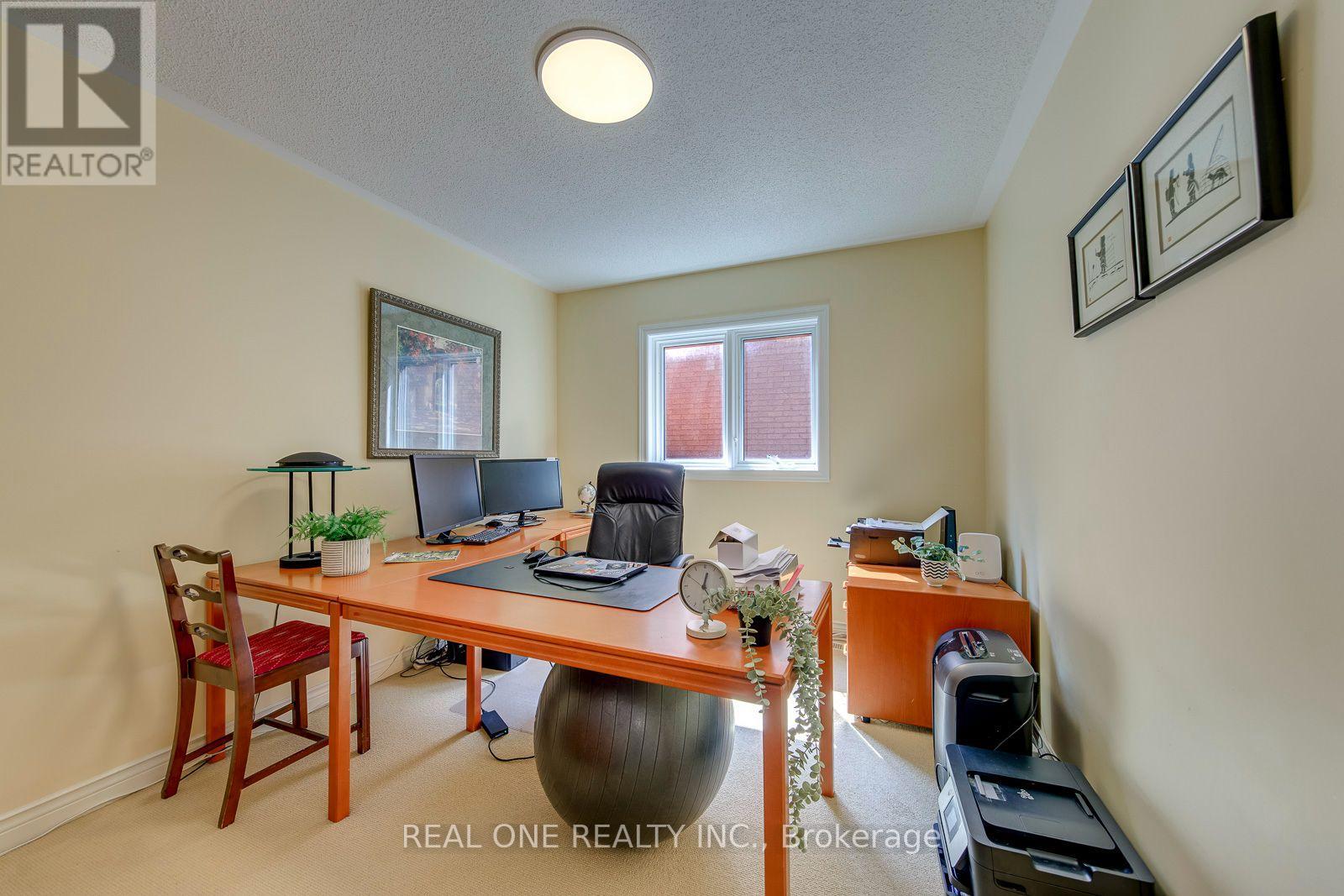 395 MARCH CRESCENT - Image 20