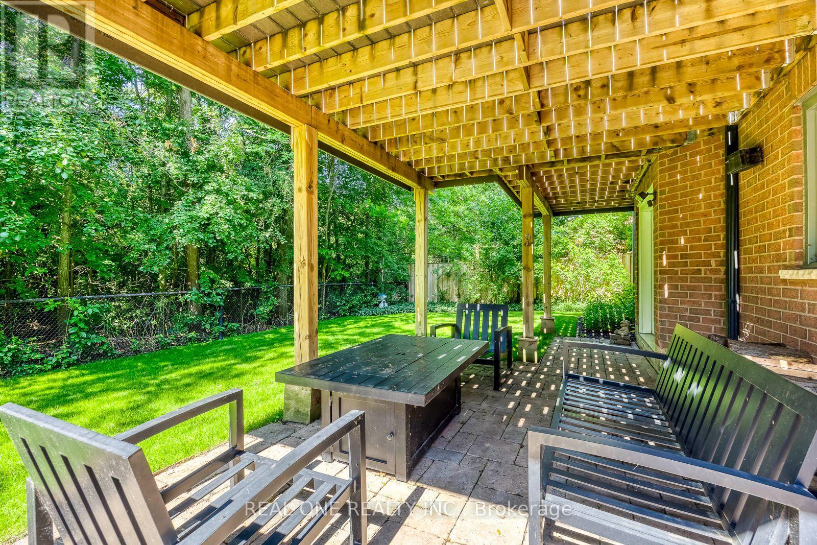 395 MARCH CRESCENT - Image 42