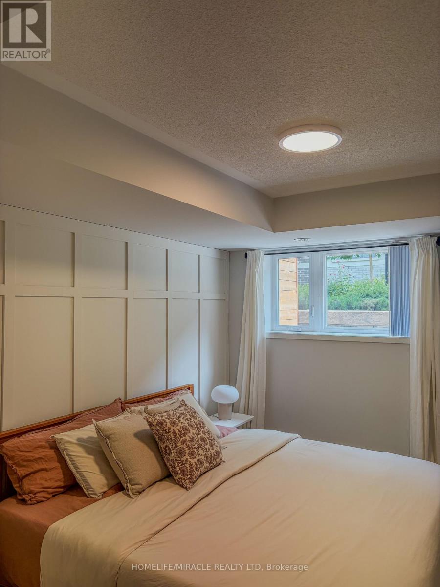 #87 20 WILLIAM JACKSON WAY - 26