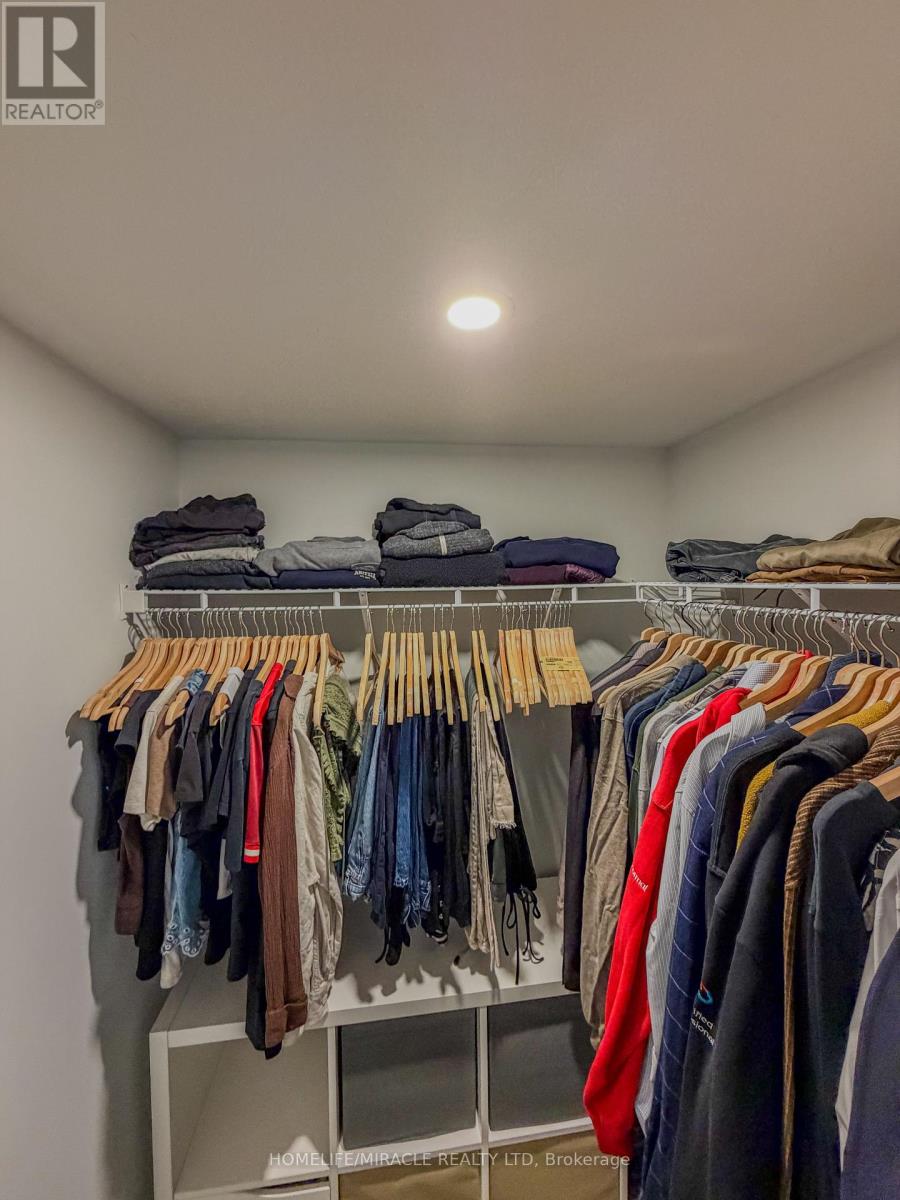 #87 20 WILLIAM JACKSON WAY - 35