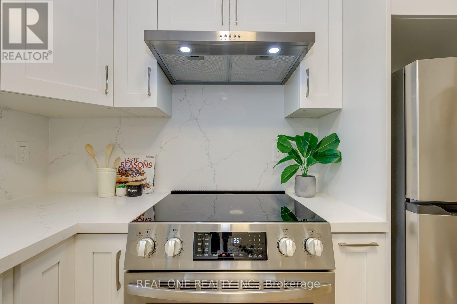 741 QUEENSBRIDGE DRIVE - Image 12