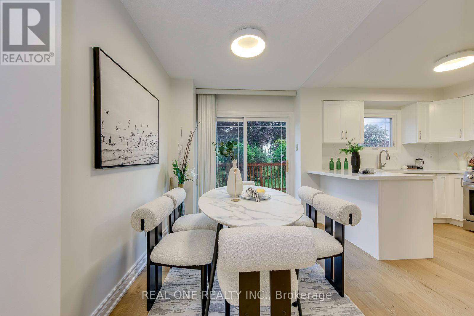 741 QUEENSBRIDGE DRIVE - Image 13