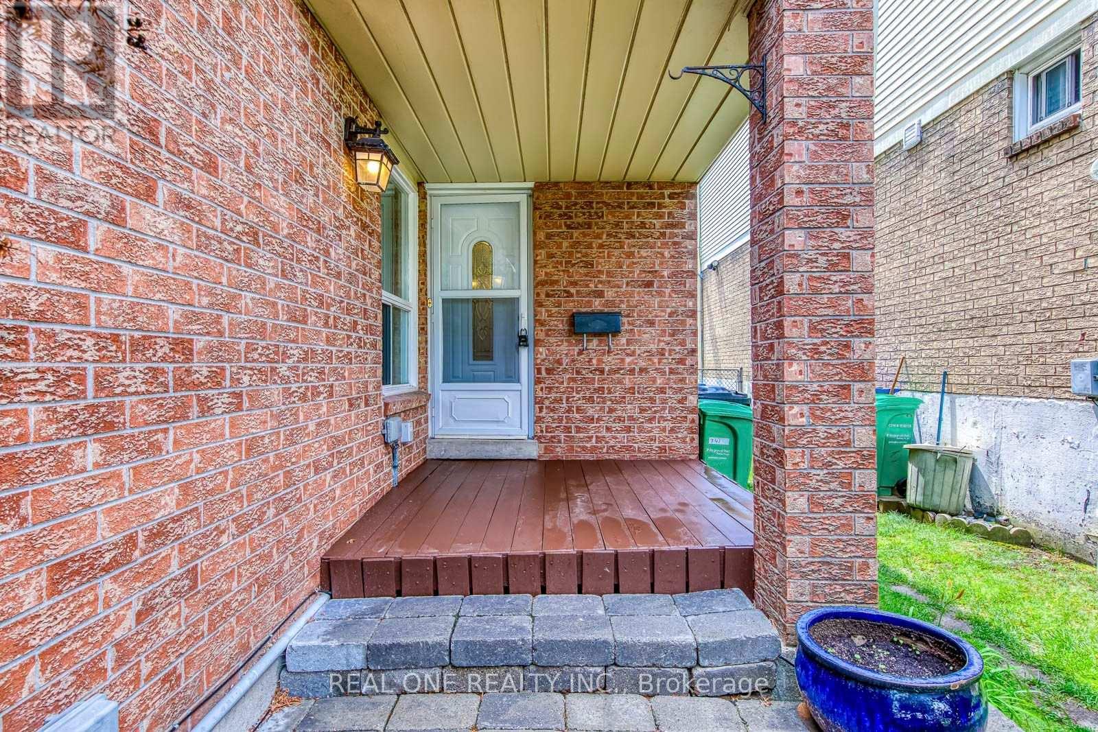 741 QUEENSBRIDGE DRIVE - Image 3
