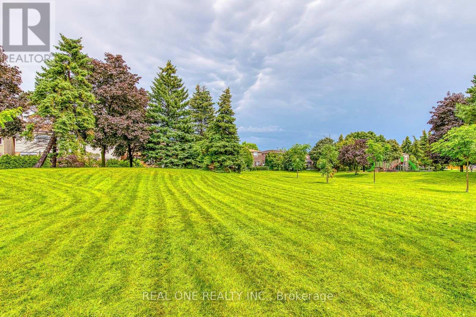 741 QUEENSBRIDGE DRIVE - Image 39