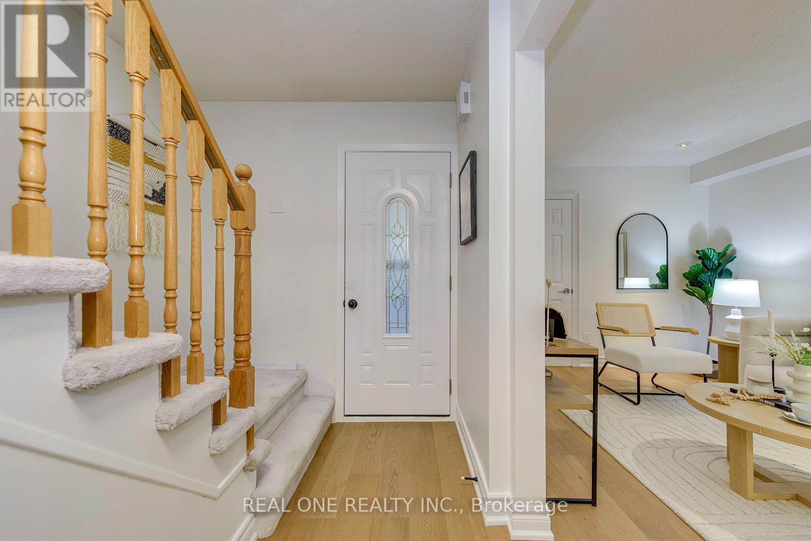 741 QUEENSBRIDGE DRIVE - Image 4