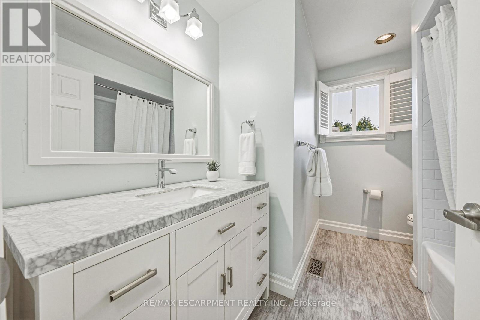 2206 DONALD ROAD - Image 18