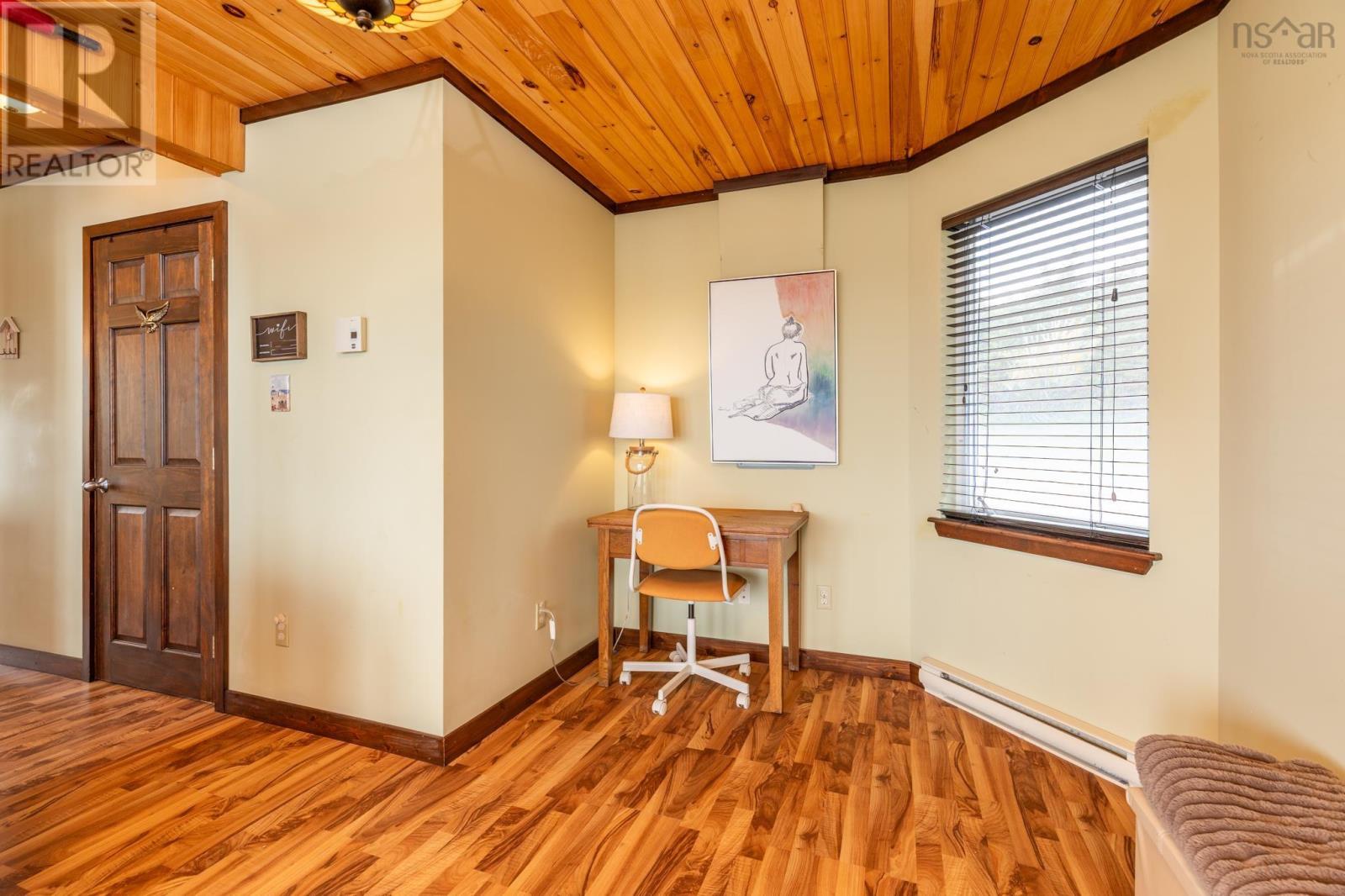 1501 Highway 304 - 17