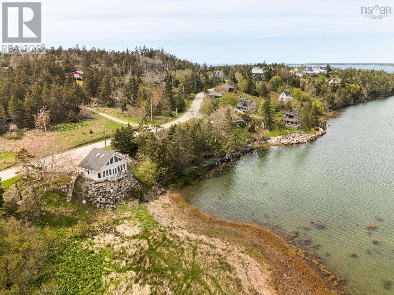 1501 Highway 304 - 32