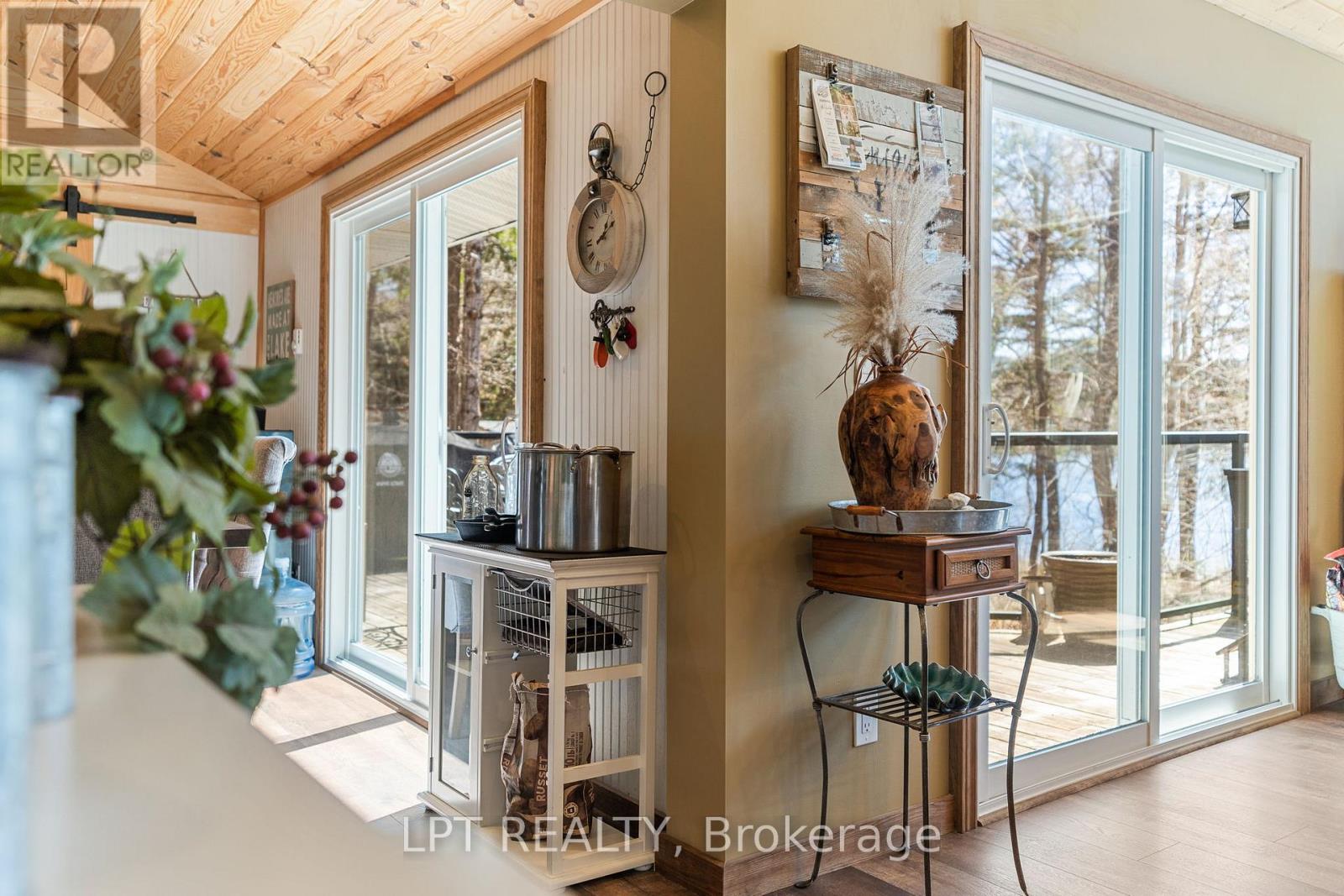 1369 HIPKISS DRIVE - 16