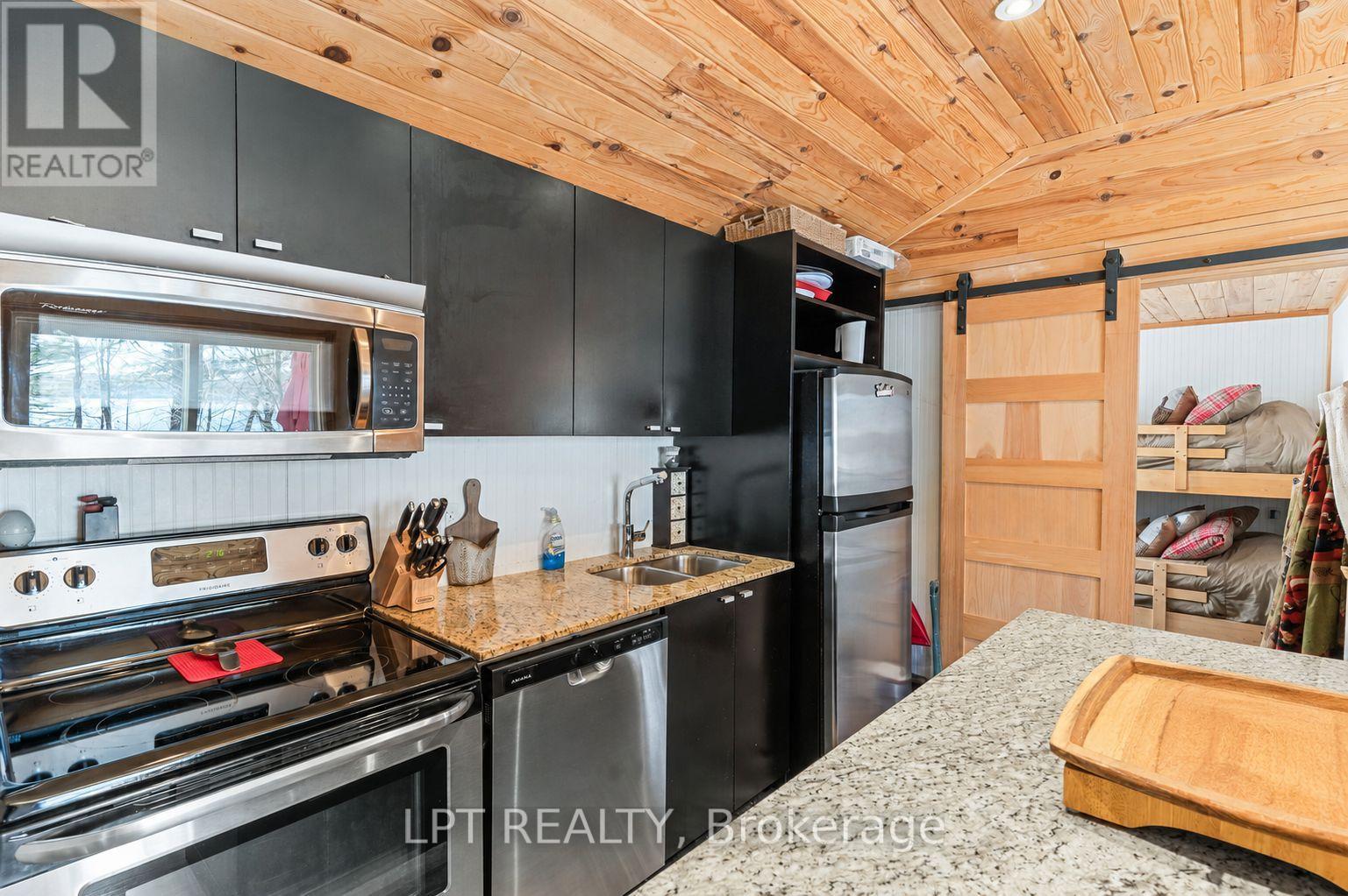 1369 HIPKISS DRIVE - 20