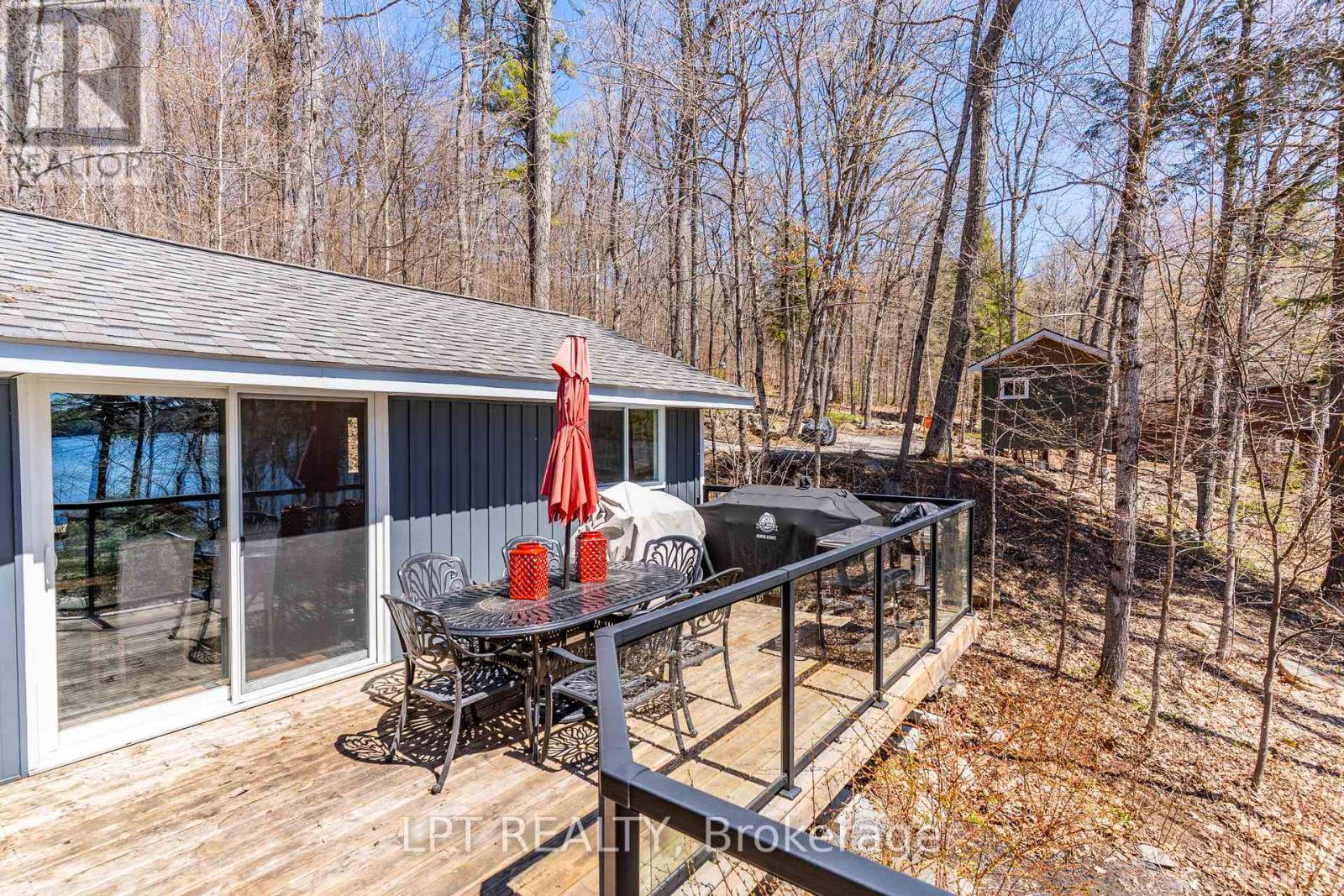 1369 HIPKISS DRIVE - 29