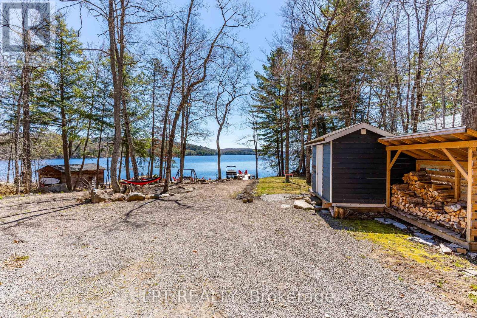 1369 HIPKISS DRIVE - 32