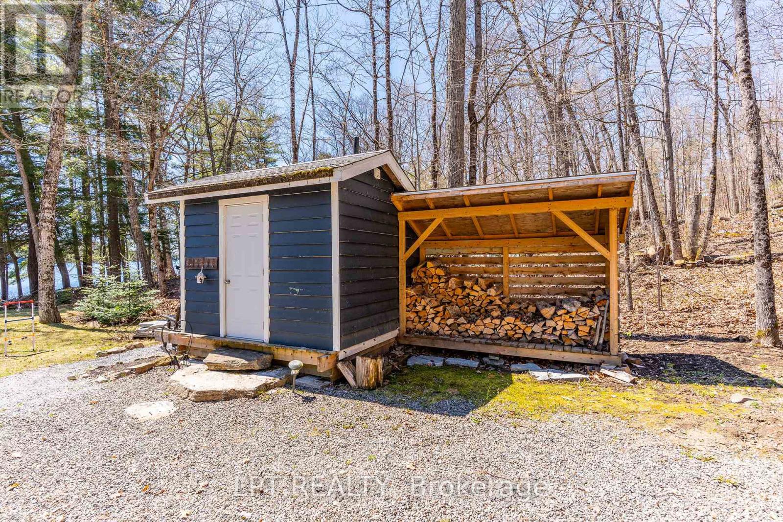 1369 HIPKISS DRIVE - 33