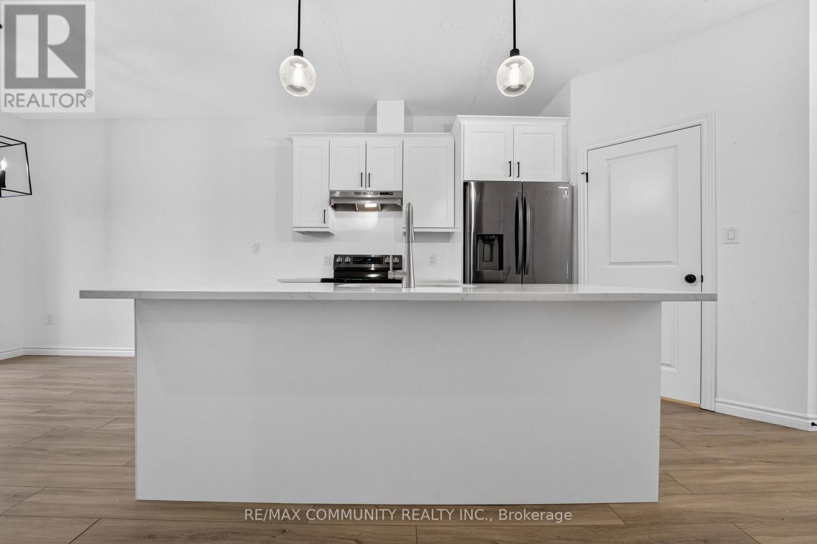 14 KING STREET - 12