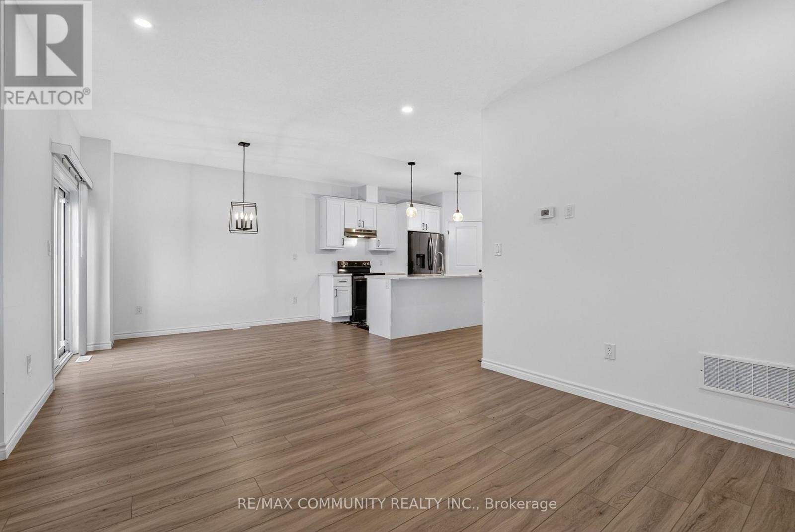 14 KING STREET - 16