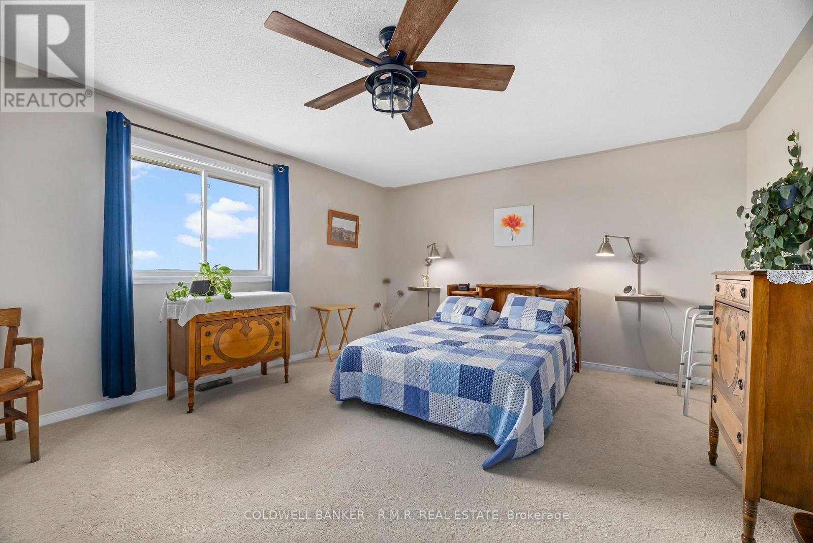 1294 HAGGIS DRIVE - 23
