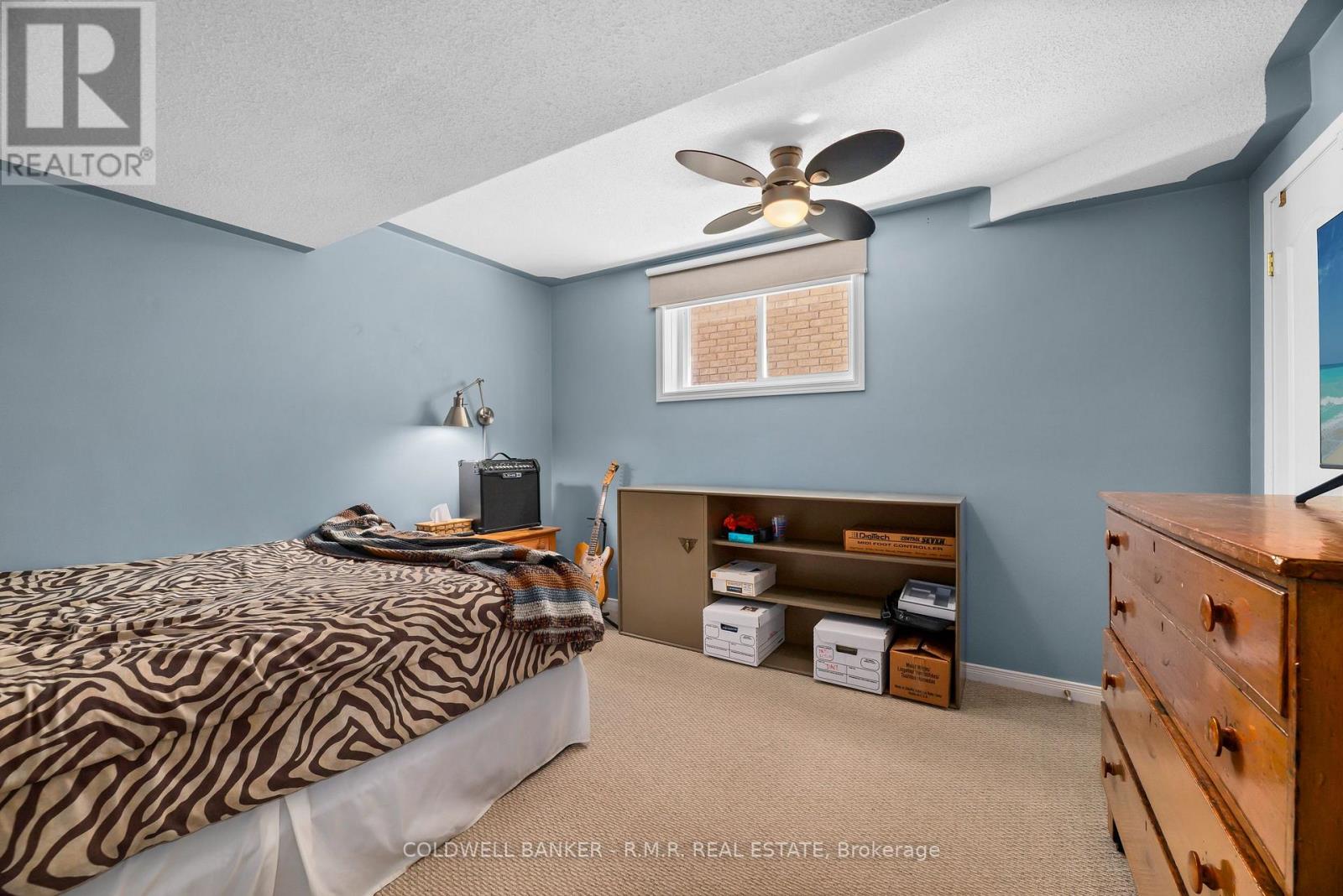 1294 HAGGIS DRIVE - 30