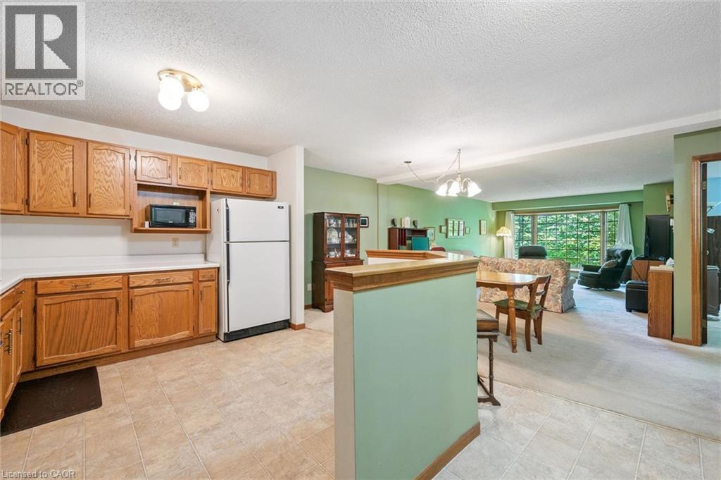 #105 4 ALBERT Street - Image 9
