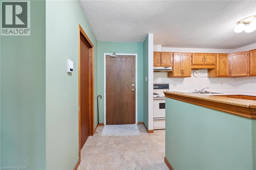 #105 4 ALBERT Street - Image 8