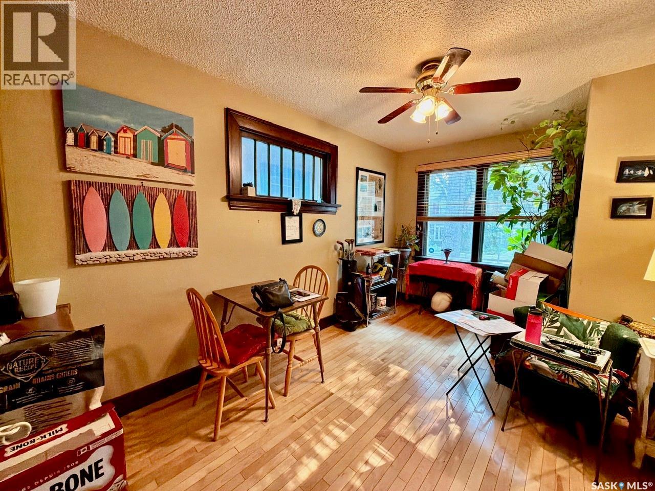 2341 ELPHINSTONE STREET - 8