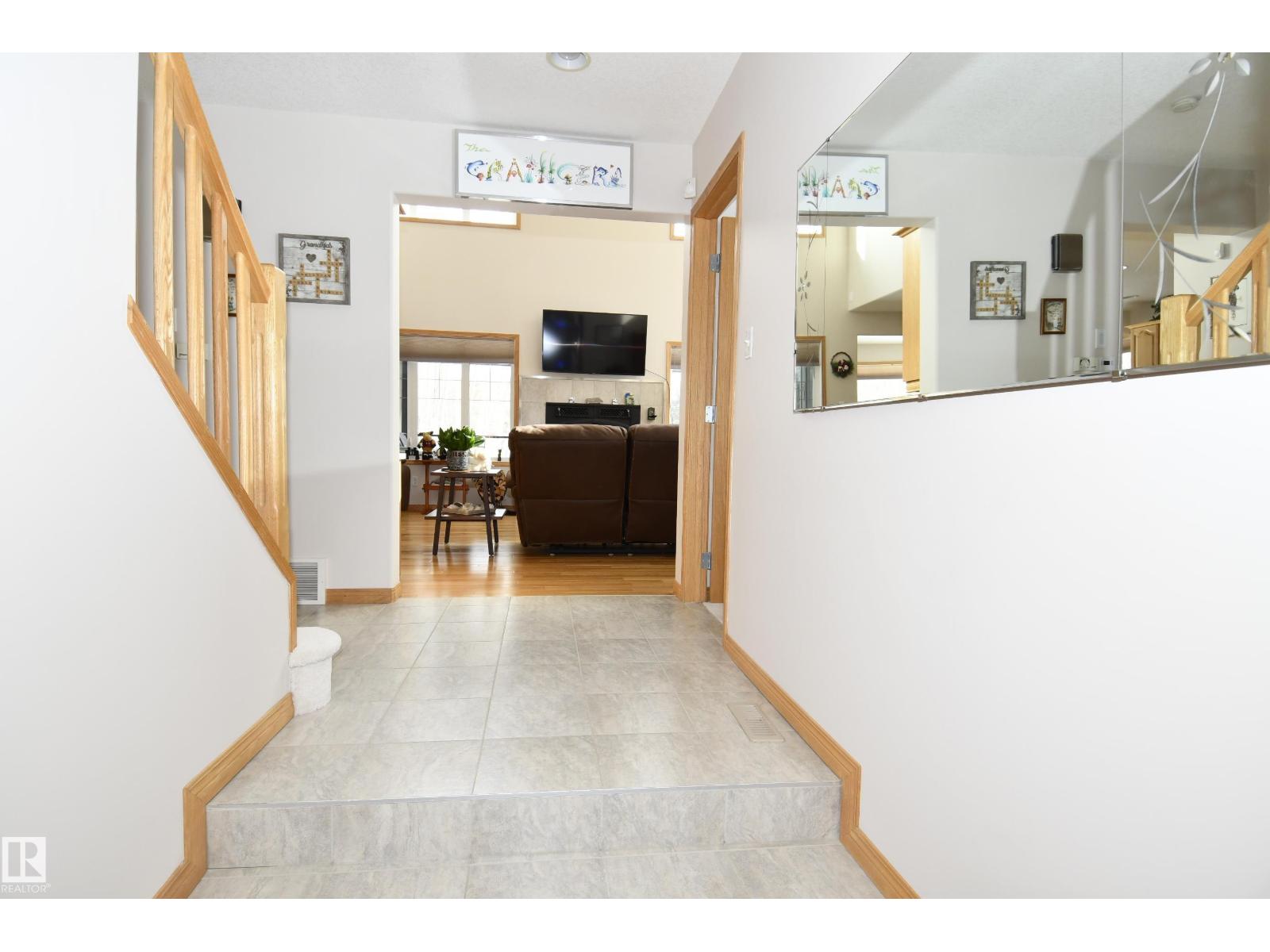 90 47411 Rge Rd 14 - 7