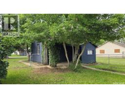 206 Irvine Street, Cut Knife, SK S0M0N0 Photo 15