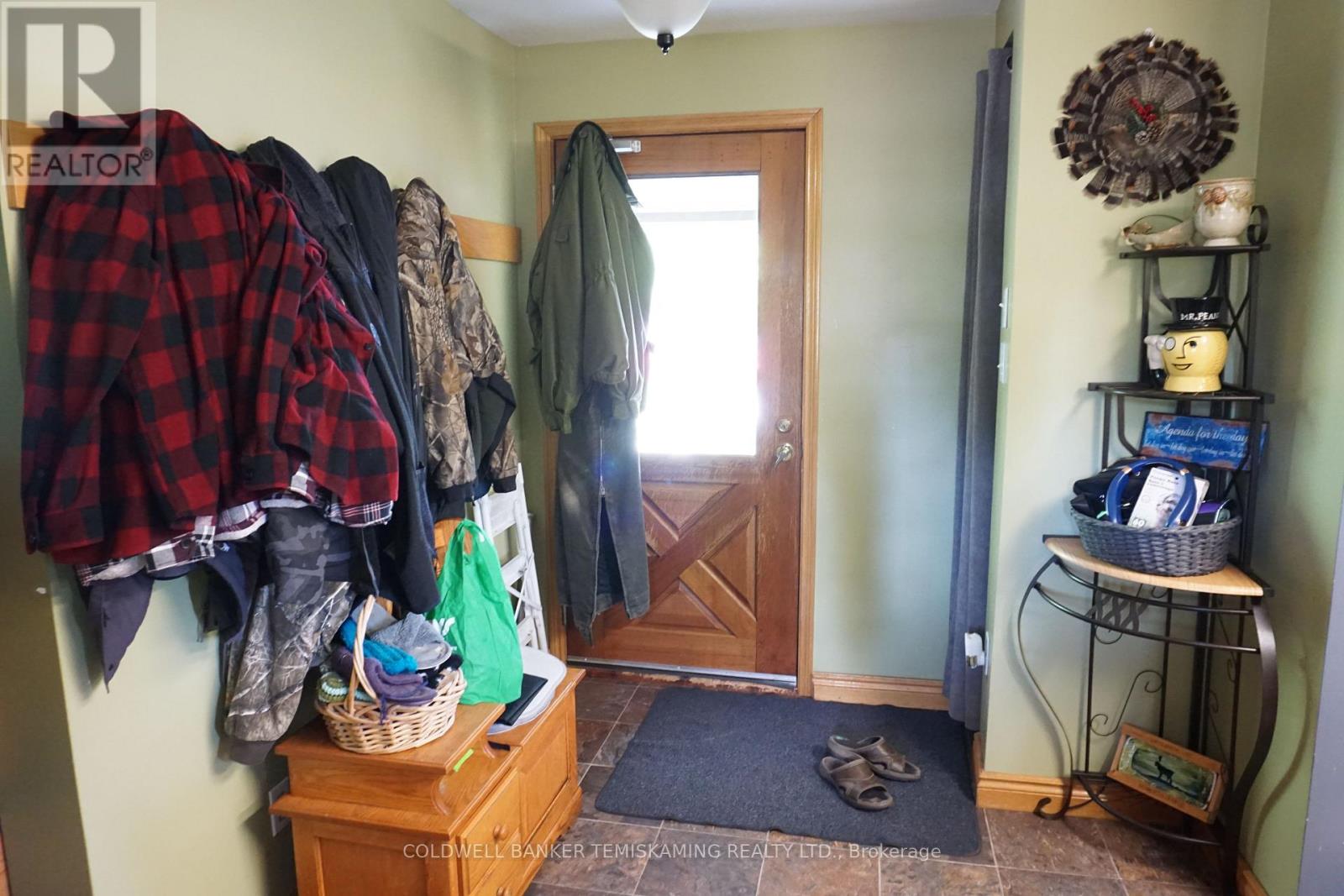 293 MERIDIAN AVENUE - 18