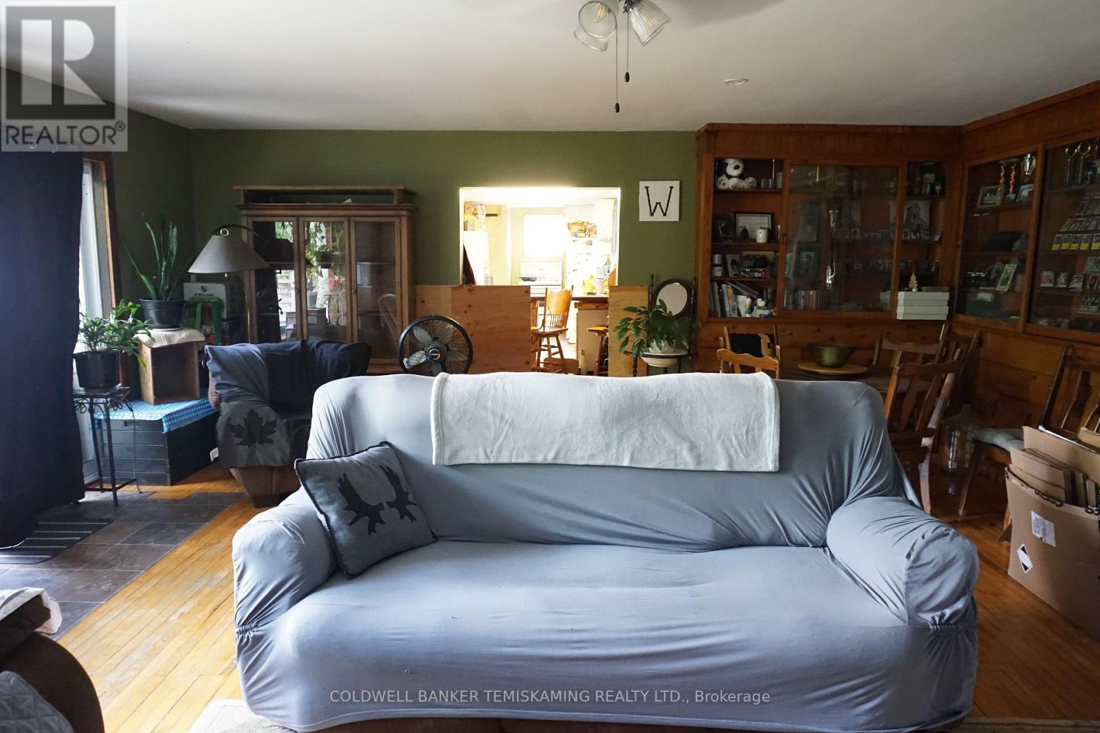 293 MERIDIAN AVENUE - 22
