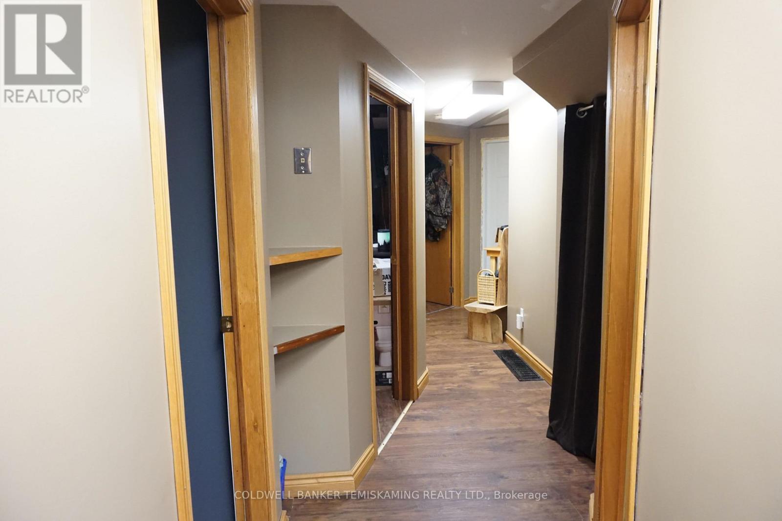 293 MERIDIAN AVENUE - 23
