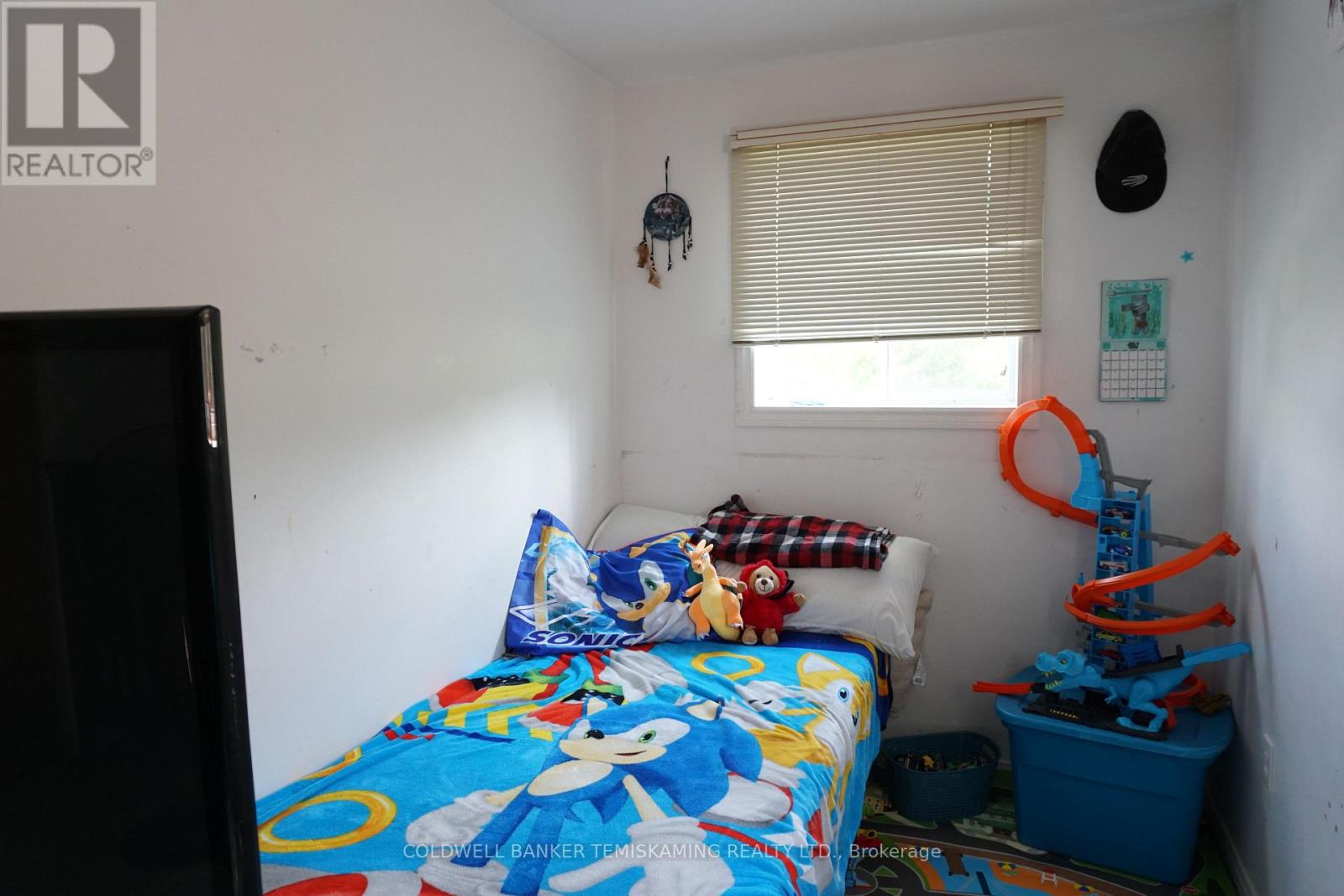 293 MERIDIAN AVENUE - 41