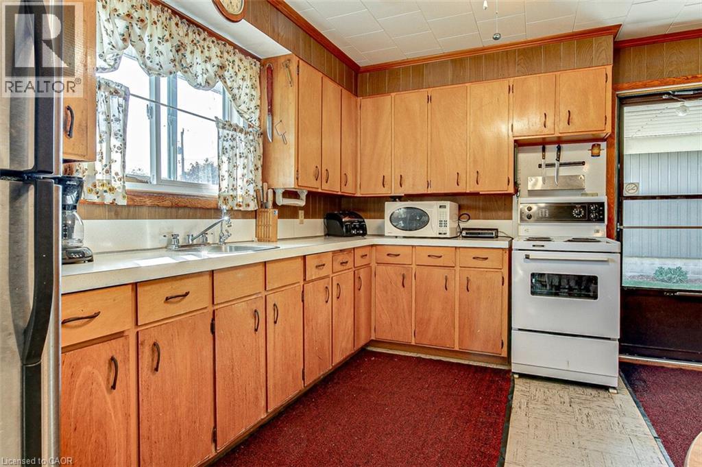 12 WILLOW Avenue - 17