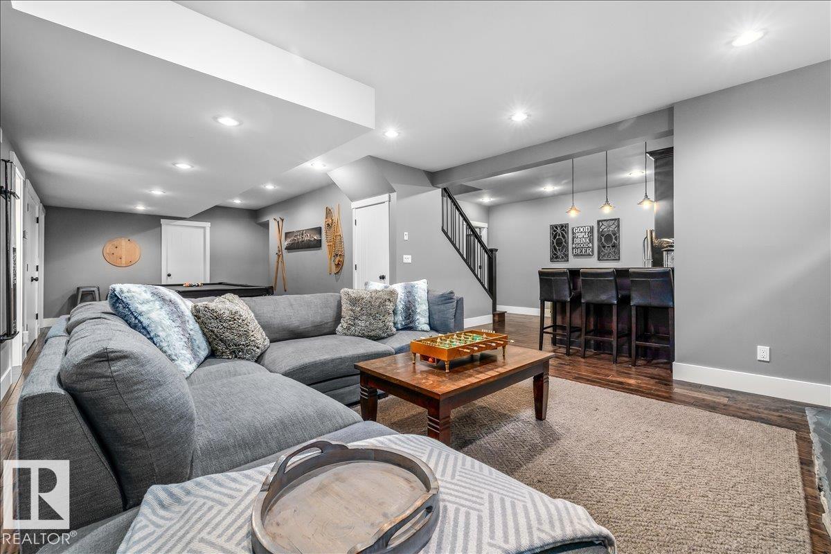 276 Paquin ST - 36