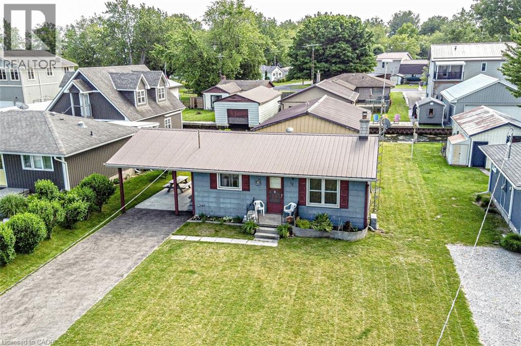 12 WILLOW Avenue - 4