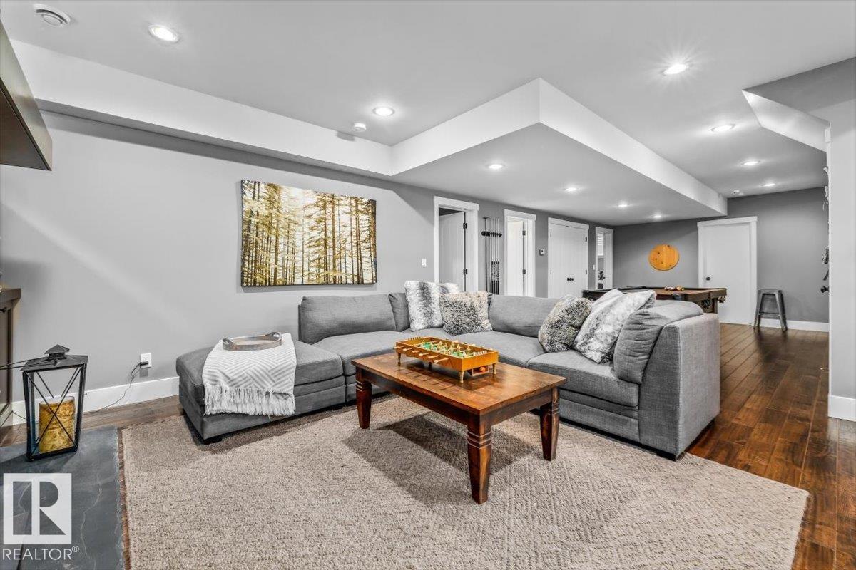 276 Paquin ST - 35