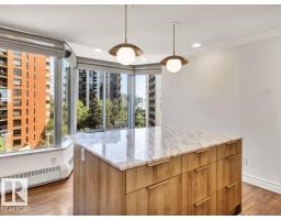 #601 11826 100 Av Nw, Edmonton, AB T5K0K3 Photo 13