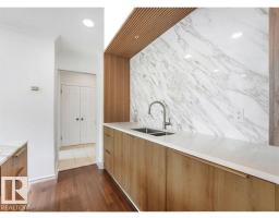 #601 11826 100 Av Nw, Edmonton, AB T5K0K3 Photo 10