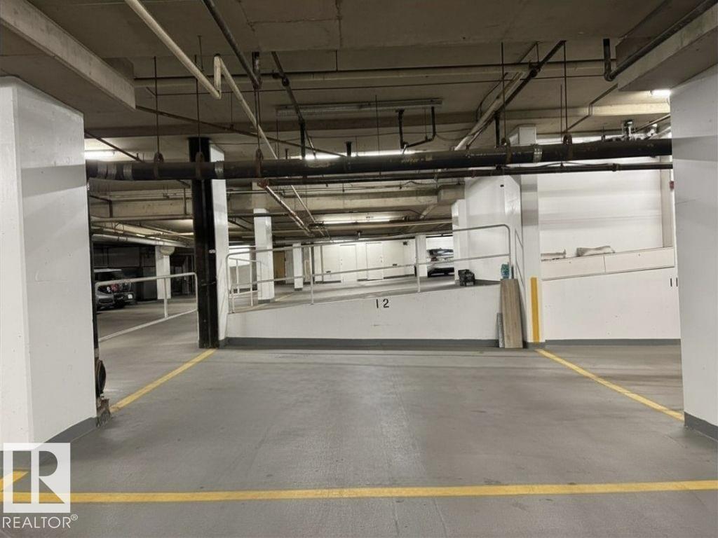 #601 11826 100 AV NW - 53