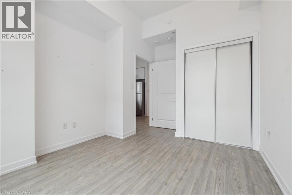 #115 450 DUNDAS Street E - 22