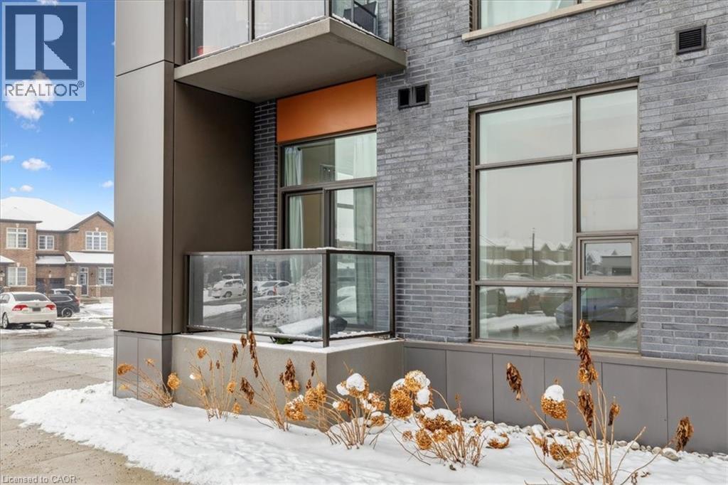 #115 450 DUNDAS Street E - 36